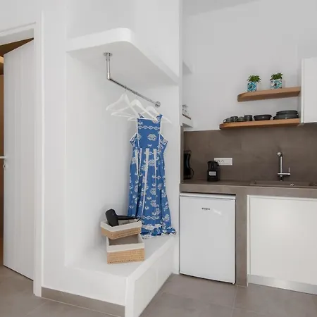 Gerani Sifnos * Platis Gialos (Sifnos)