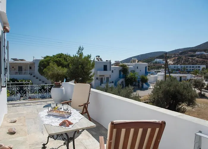 Gerani Sifnos * Platis Gialos (Sifnos)